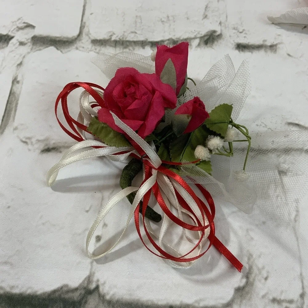 Corsage Boutonnière Lot Of 2 Red Rose White‎ Ribbon Lace Prom Groom Vintage